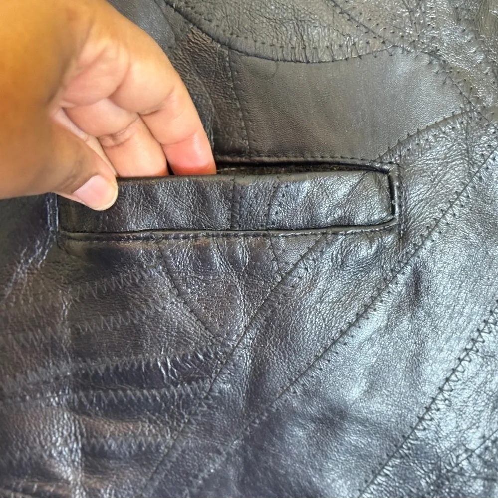 Vintage Navarre Buffalo Leather Vest – Italian Stone Design – XL